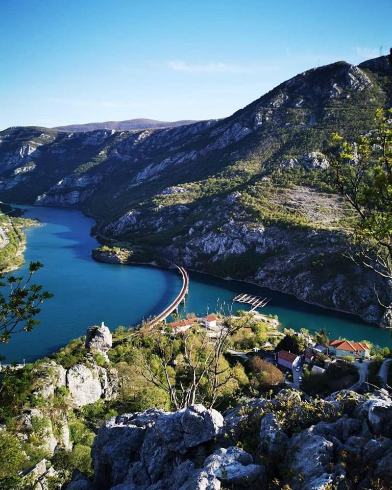 הוילה מוסטר Visit Dreznica מראה חיצוני תמונה